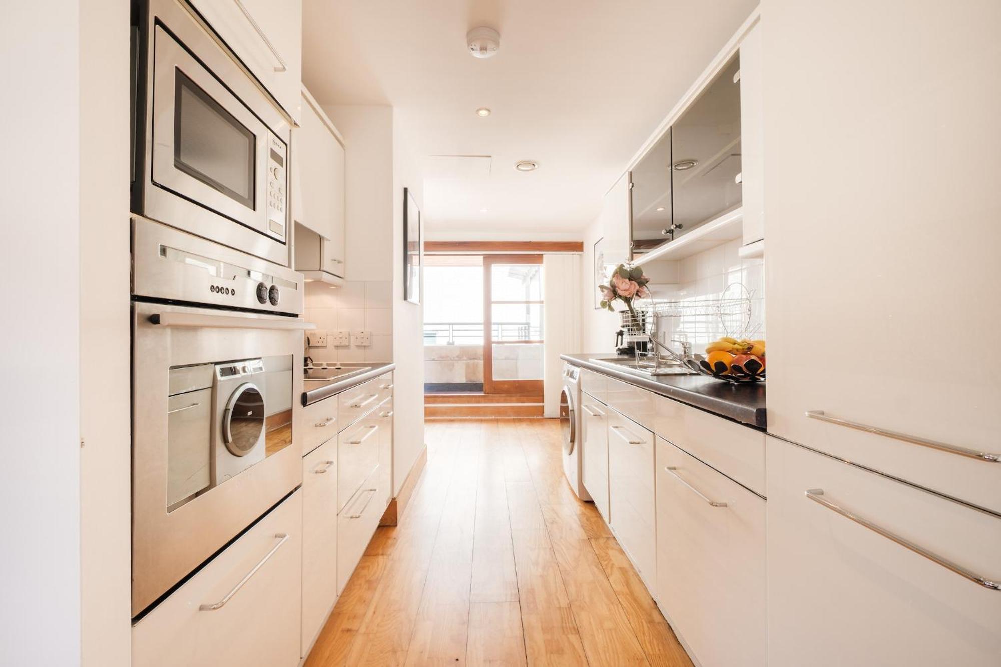 2Br Penthouse With Terrace - Heart Of Holborn - Cityapartmentstay لندن المظهر الخارجي الصورة