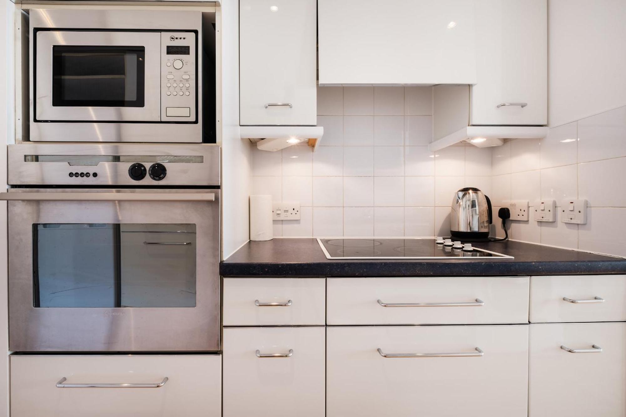 2Br Penthouse With Terrace - Heart Of Holborn - Cityapartmentstay لندن المظهر الخارجي الصورة