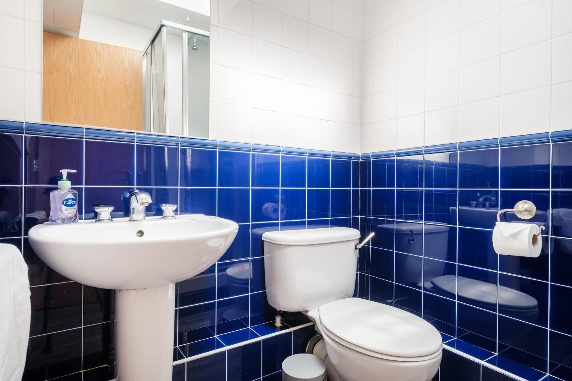 2Br Penthouse With Terrace - Heart Of Holborn - Cityapartmentstay لندن المظهر الخارجي الصورة